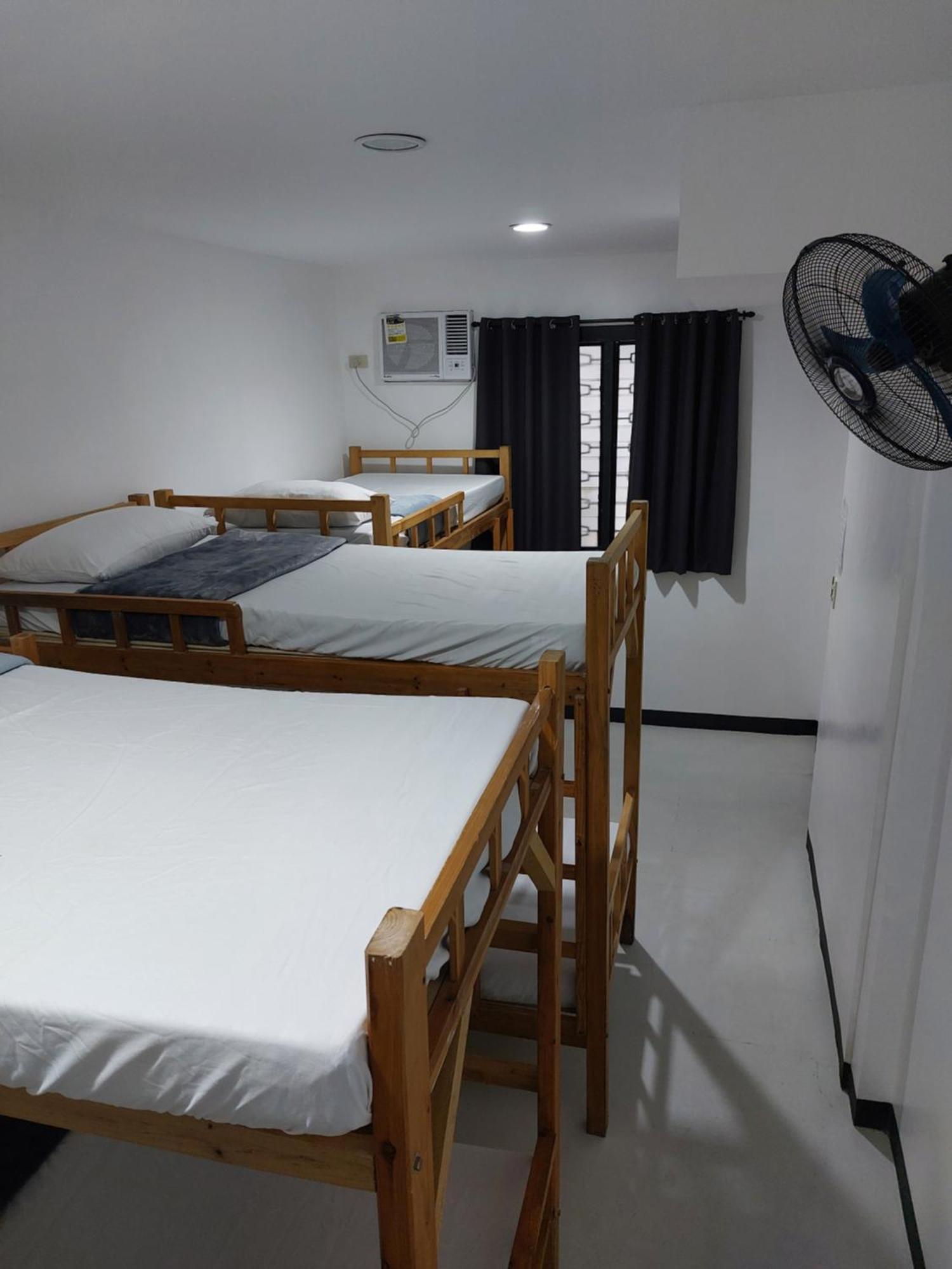 L'Pad Place Mandaluyong Buitenkant foto